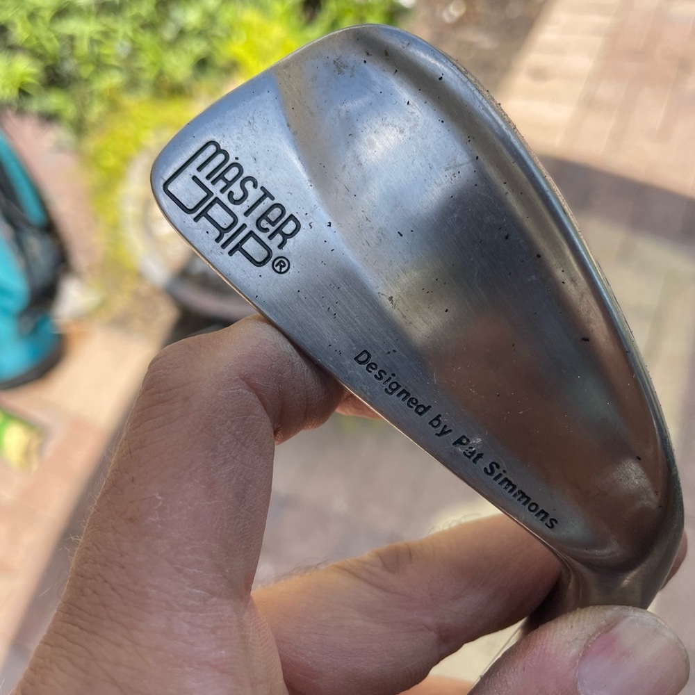 Master Grip Groovie Golf Swing Trainer  in rh